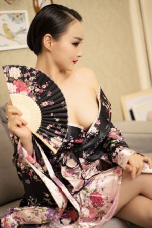 两个奶被揉得又硬又翘的视频_BD手机免费观看完整